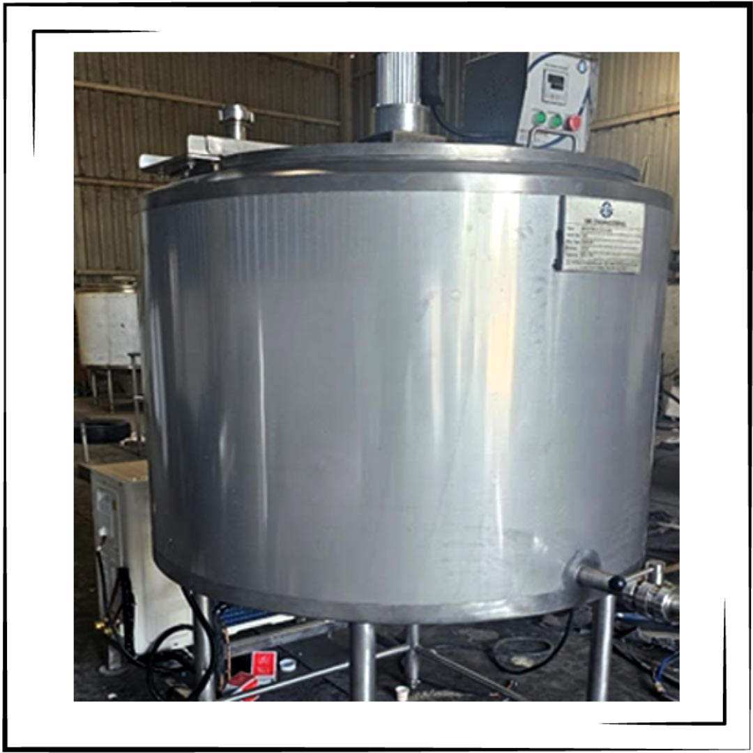 Bulk Milk Cooler